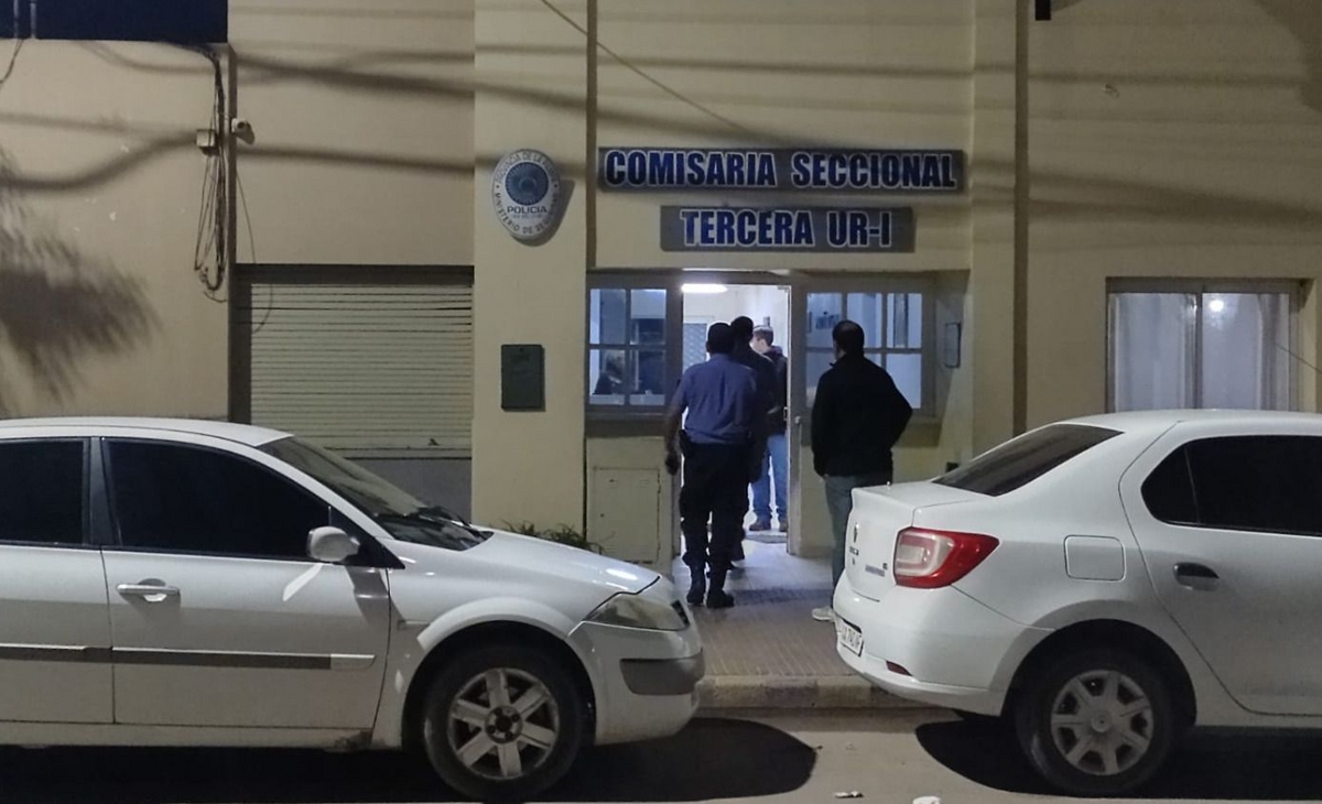 Detenido por intentar forzar el ingreso a la casa de su ex pareja en Villa Santillán