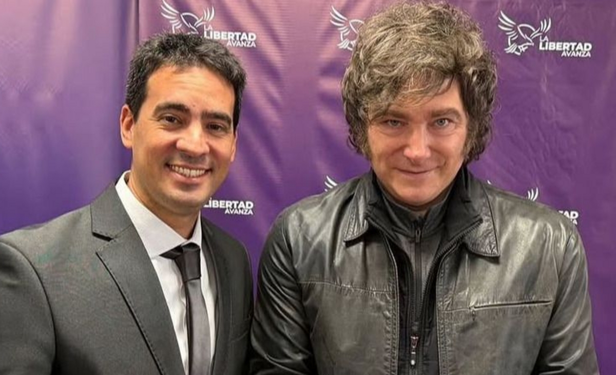 Adrián Ravier: de “imbécil total” a vocero presidencial de Milei