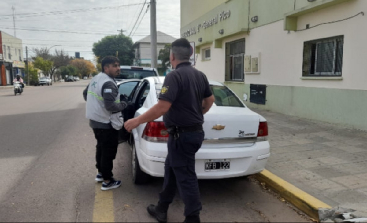 Dos heridos graves por ataques con arma blanca en Pico