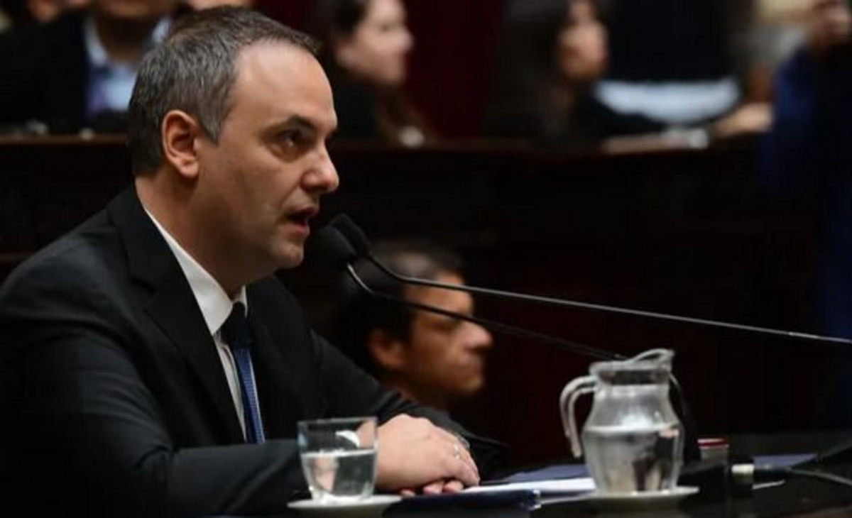 Caso Adorni: confirmaron que gastó $ 139 millones con tarjetas de crédito en su gestión