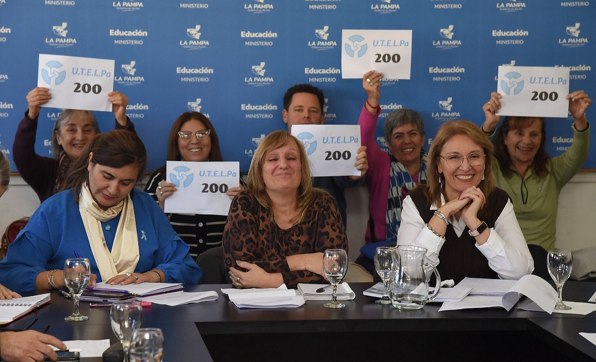 El Gobierno y los gremios lograron un acuerdo en la discusión paritaria