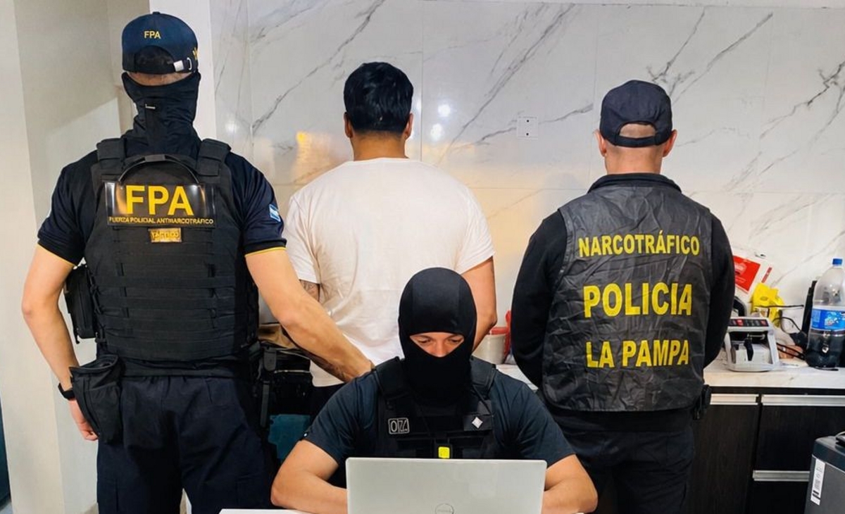 Desarticulada una banda narco: cuatro detenidos y arsenal incautado