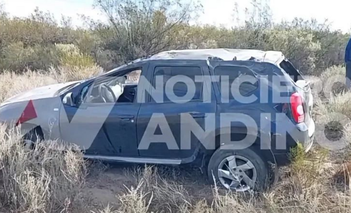 Milagro en la ruta: pareja de Santa Rosa sale ilesa tras violento vuelco cerca de Alvear