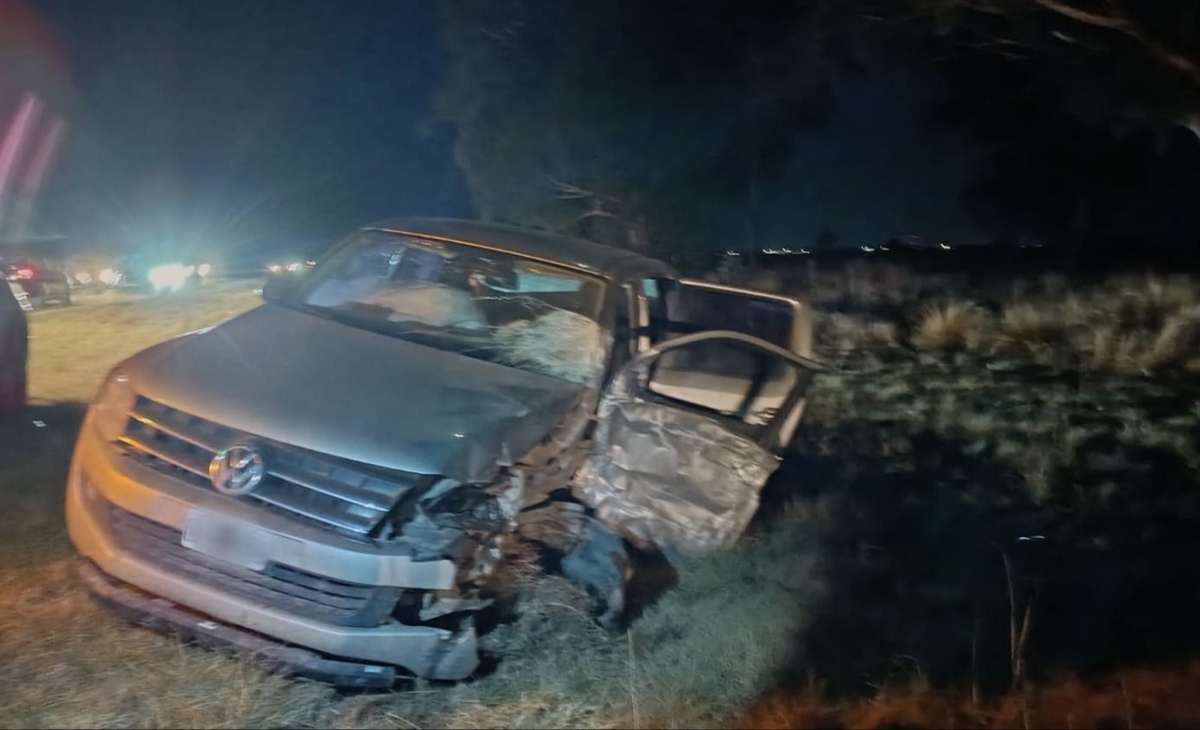 Accidente en Ruta Provincial 1: Dos camionetas colisionaron, un volcó