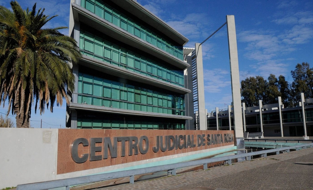 Un violento asalto en Santa Rosa termina en tragedia: un ladrón muere por paro cardiorrespiratorio