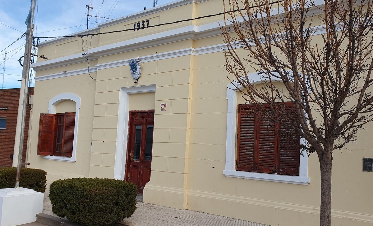 Condena Confirmada: Un Policía de Eduardo Castex en el Banquillo por Violencia