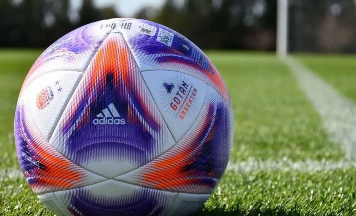 Tragedia en la cancha: un joven pierde la vida durante un partido de fútbol