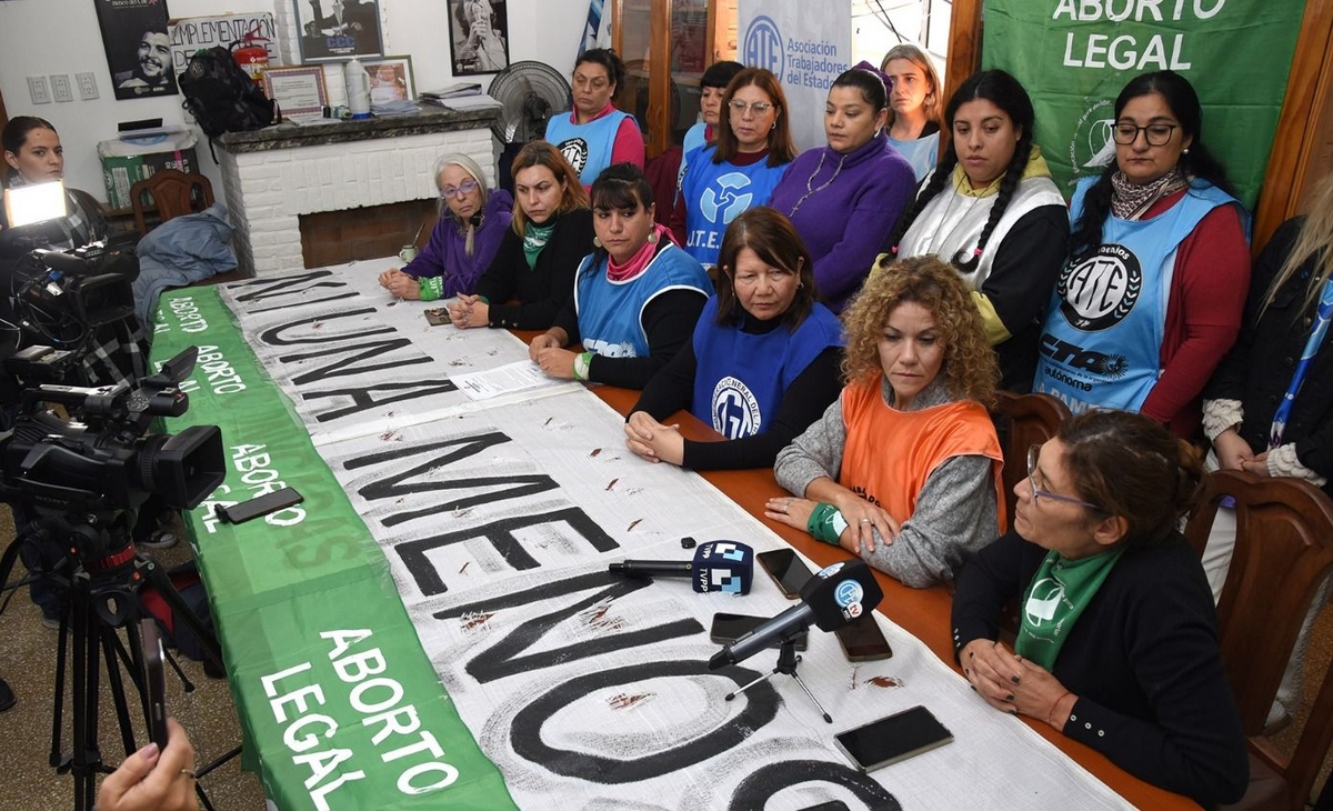 Santa Rosa se Alista para Marchar en Defensa de las Vidas de las Mujeres