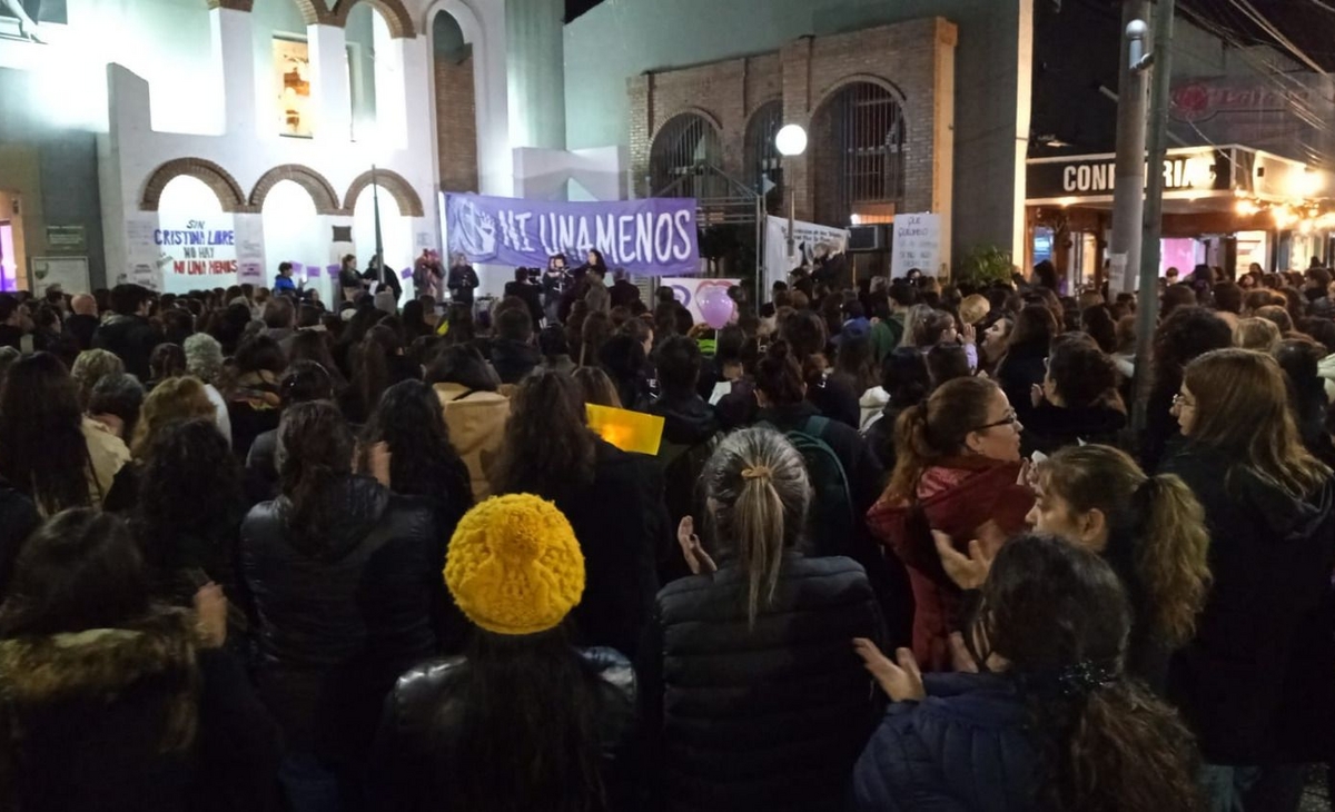 Masiva marcha en General Pico por el “Ni una Menos” en su undécimo aniversario