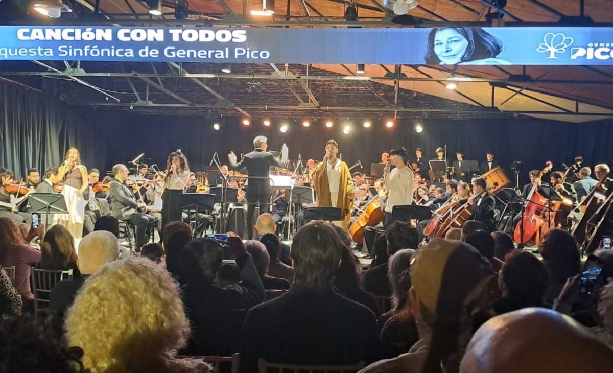 Un tributo emocionante: la Orquesta Sinfónica de General Pico rinde homenaje al Indio Solari
