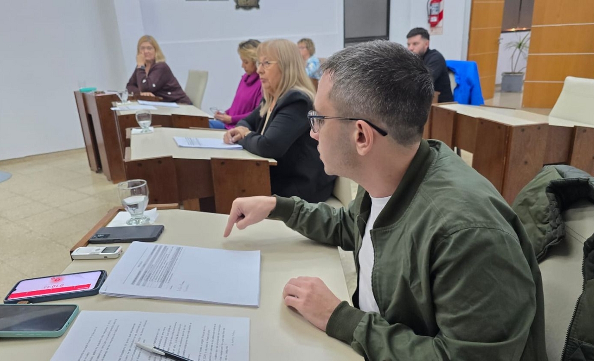 Crisis en Castex: Sin Presupuesto y con Inquietudes Ciudadanas