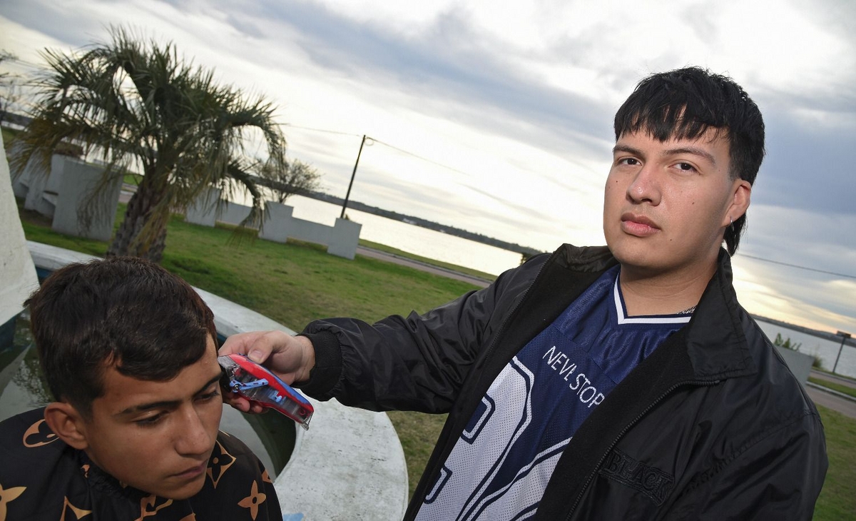 Un joven barbero de La Pampa lucha por un puesto en el Torneo Nacional