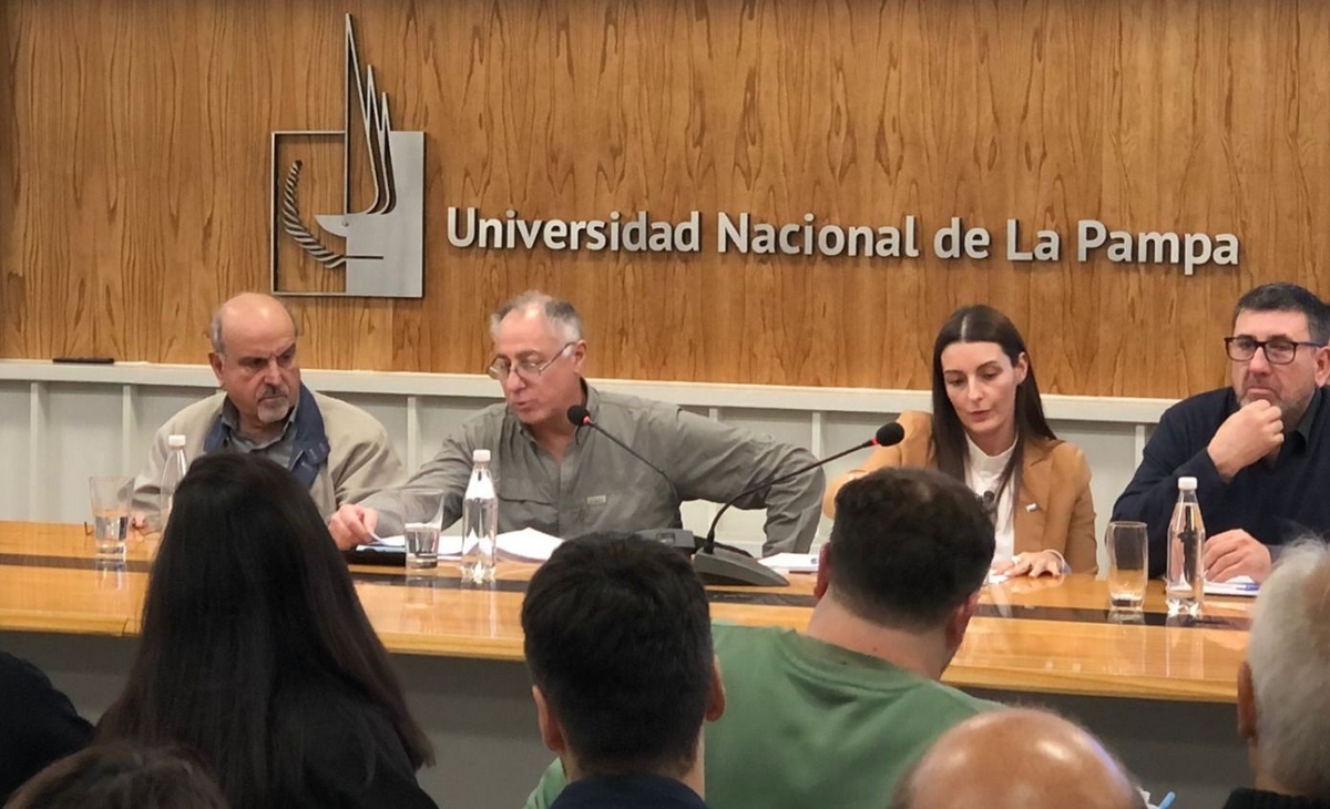 Desafíos y Soluciones: La Audiencia Pública sobre el Acuífero Anguil-Santa Rosa