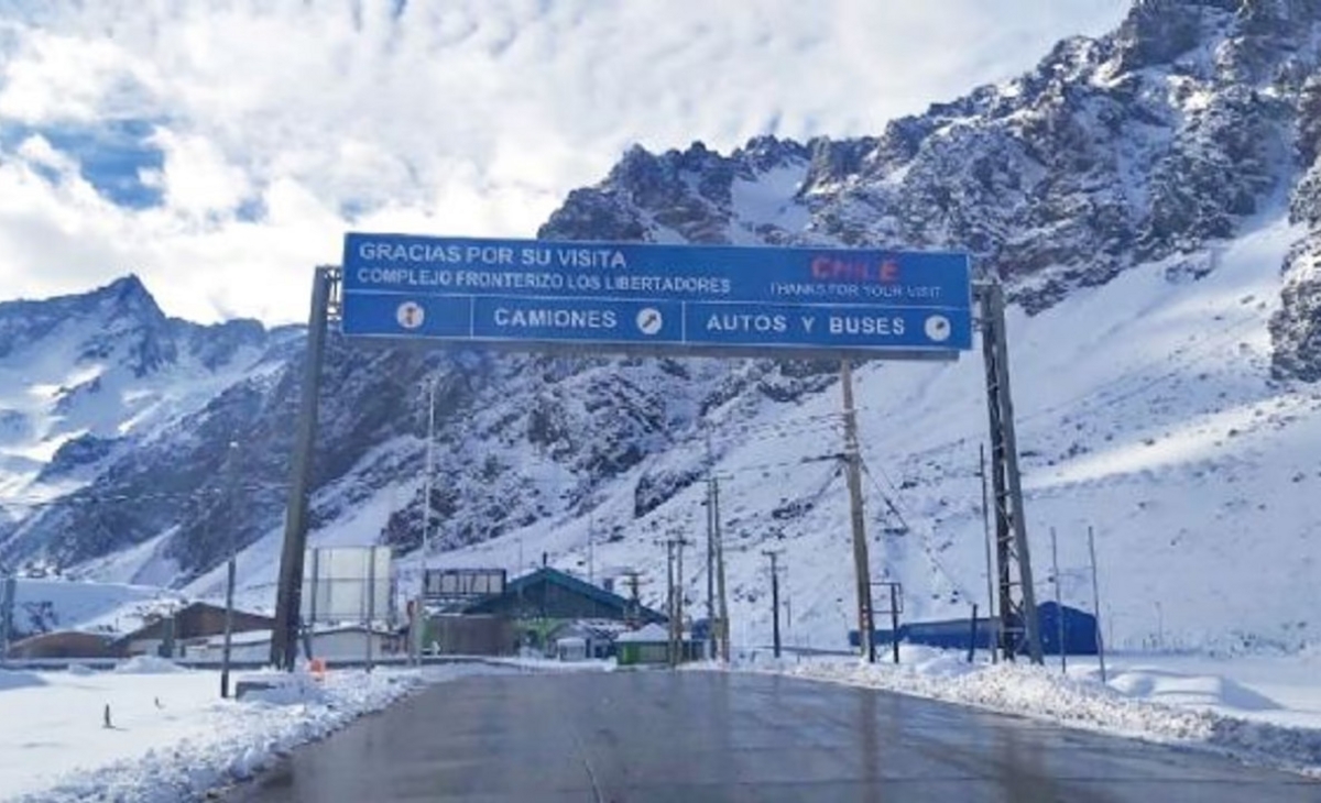 De nuevo cerraron el Paso Cristo Redentor por posibles nevadas