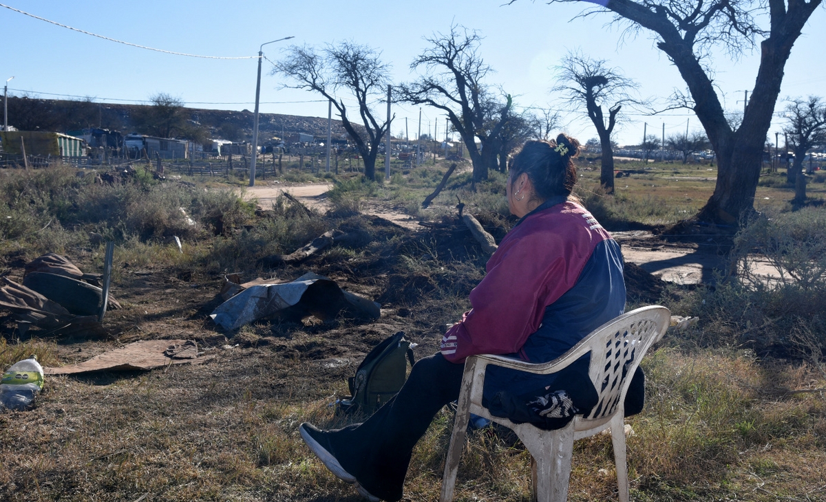 El Amanecer: Vecinos exigen respuestas tras desalojo y falta de asistencia