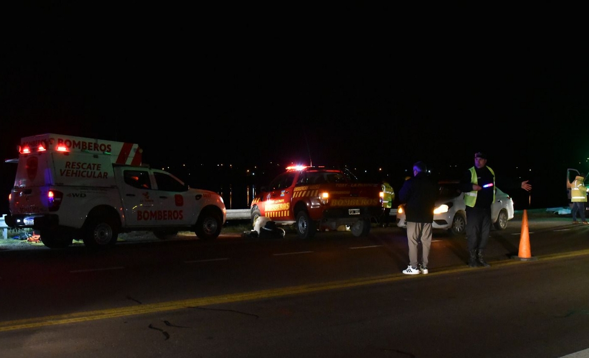 Las víctimas del accidente en el Bajo Giuliani eran hermanas y buscar rescatar un cuerpo: la conductora está fuera de peligro