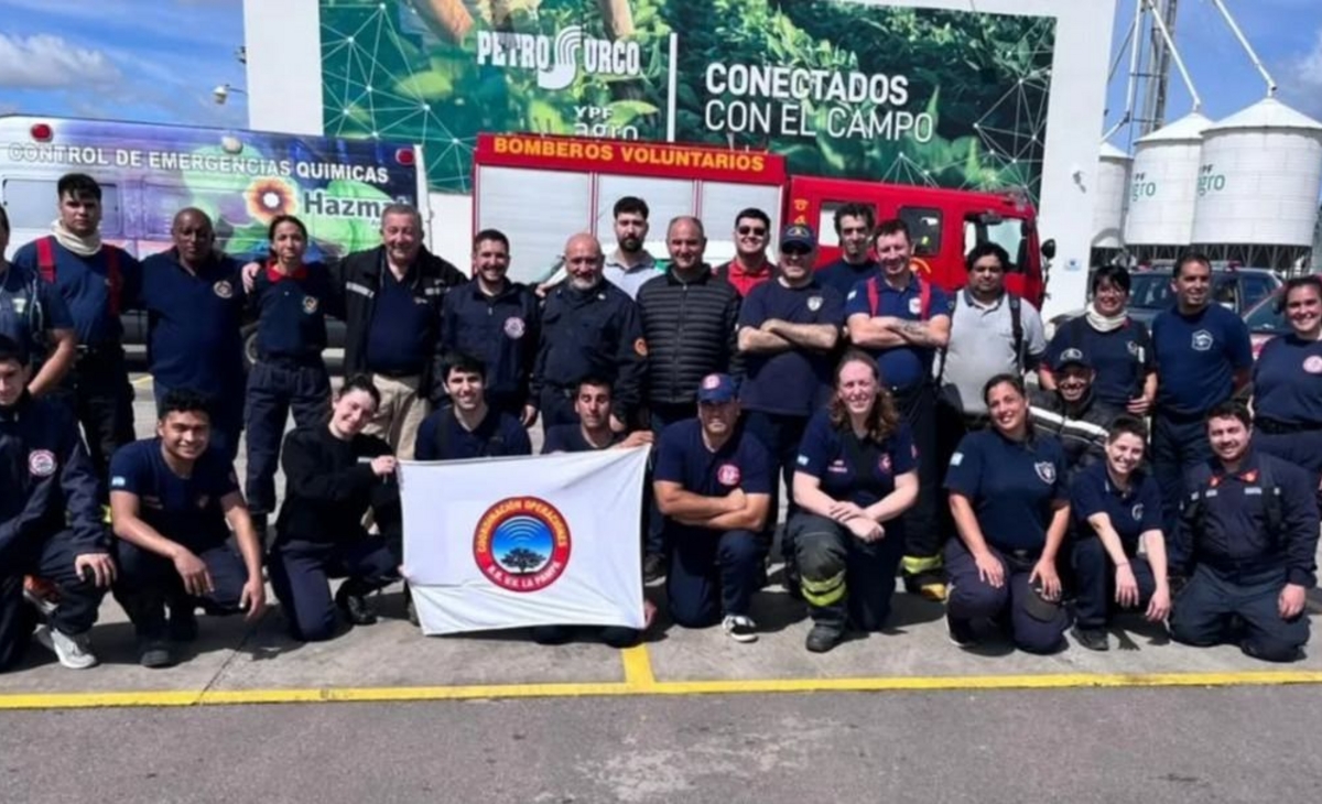 Solidaridad en acción: Donación de equipo de buceo a Bomberos de Toay