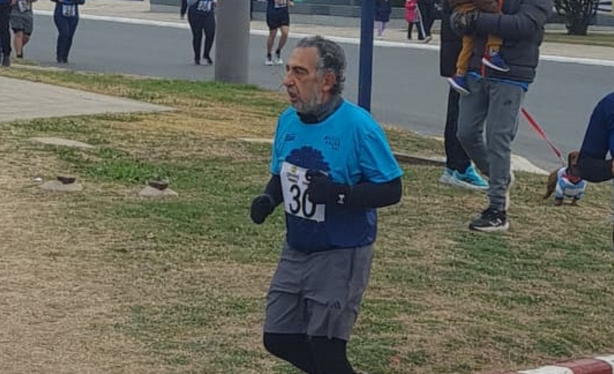 Gustavo Vera en la maratón de Toay