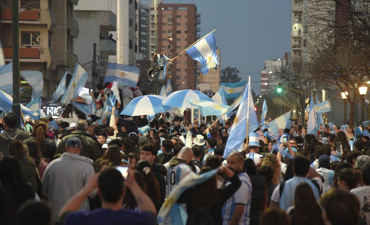 Euforia en Santa Rosa: La fiesta por la clasificación de Argentina a la final