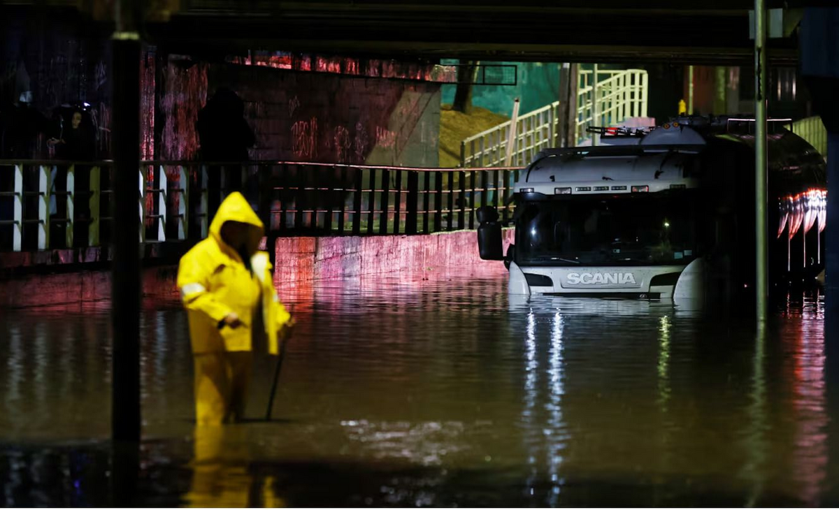 Chile: cuatro muertos y miles de evacuados por intensos temporales
