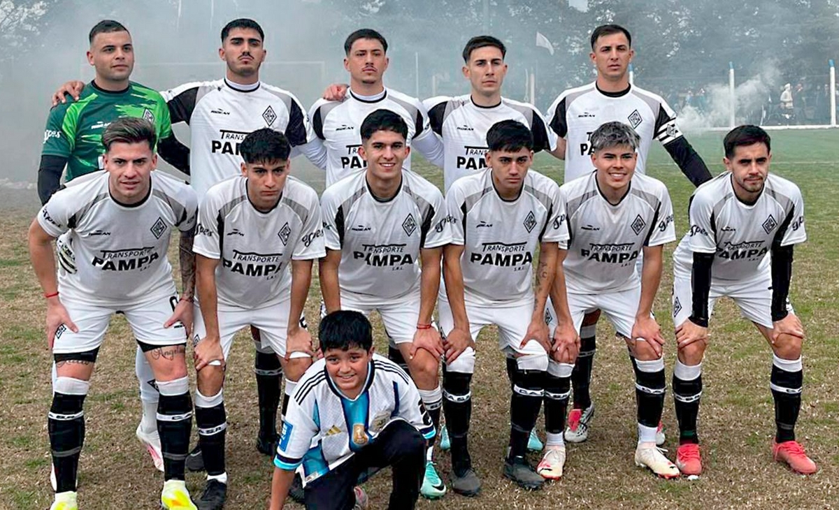 Santa Rosa avanzó y va por el título
