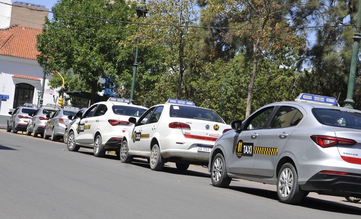 Se dieron de baja 48 taxis ante la llegada de plataformas