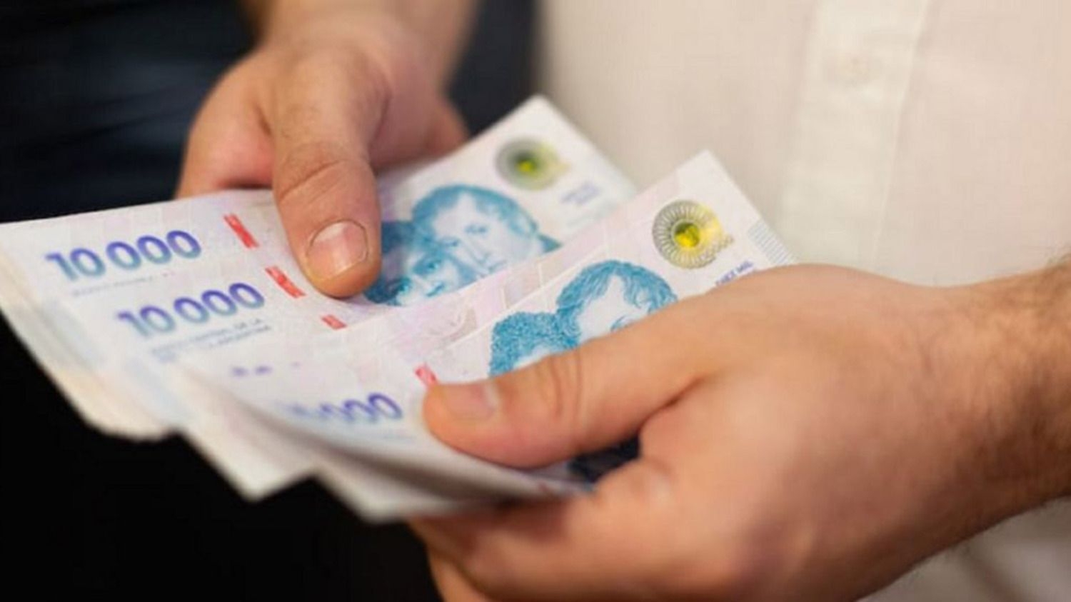 Salarios registrados acumulan una caída de 4,2 % en nueve meses