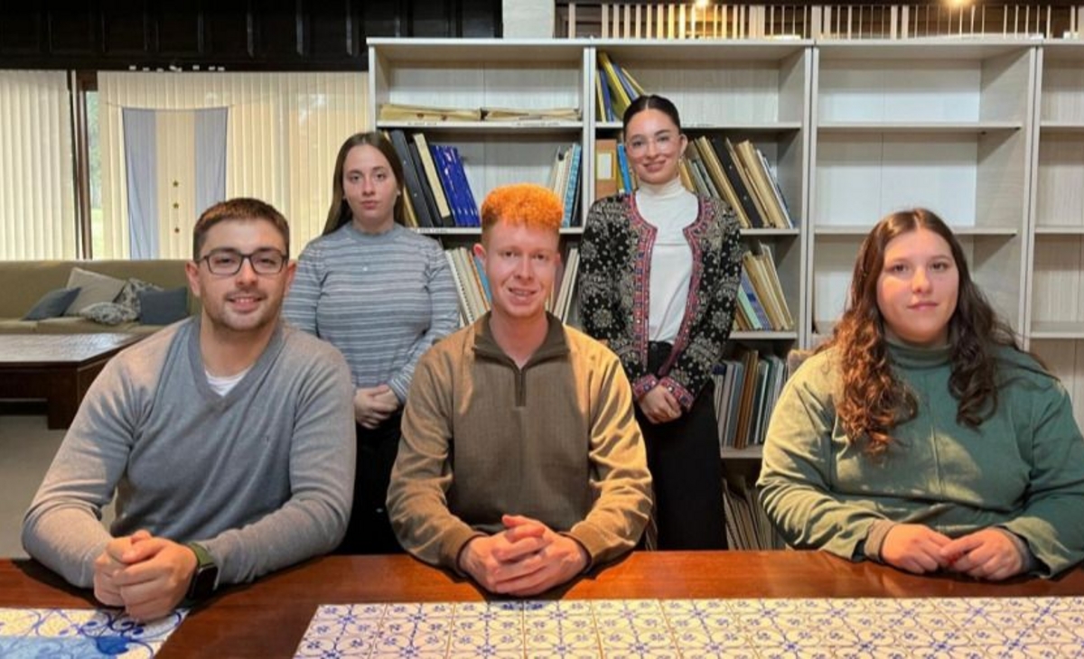 Sumaron cinco estudiantes a la Secretaría de Recursos Hídricos