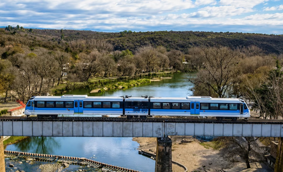 El tren turístico más barato del país que pasa por paisajes inolvidables