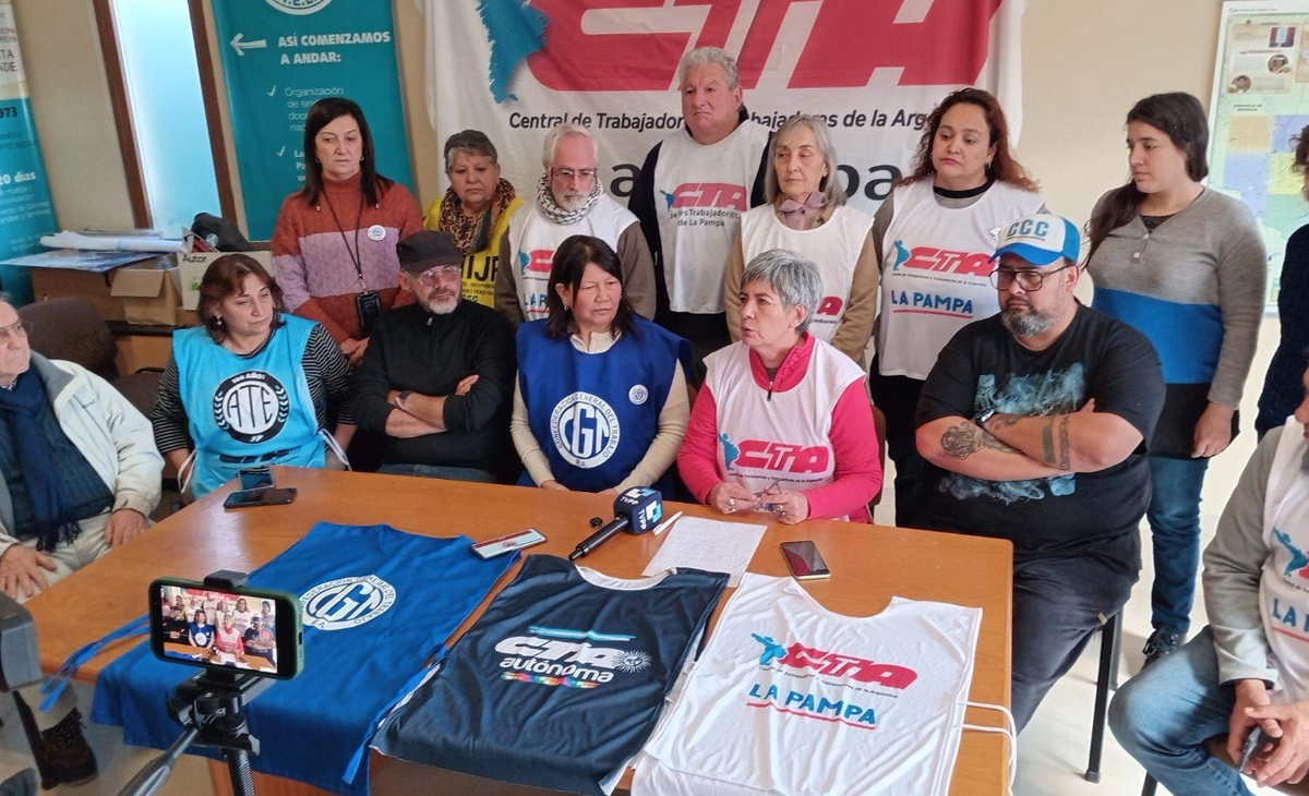 Centrales obreras y organizaciones sociales marchan este miércoles