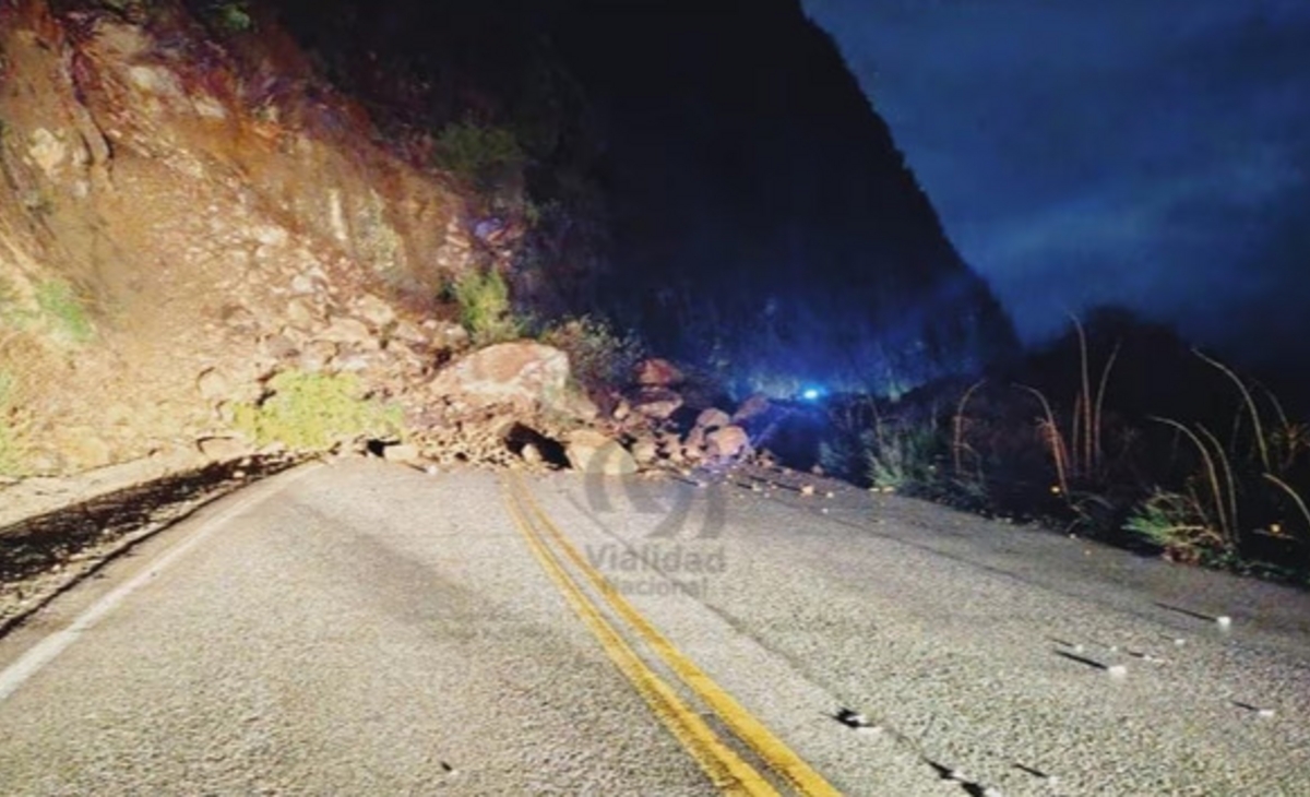 Desmoronamiento en la ruta de los Siete Lagos: por el desastre la cerraron