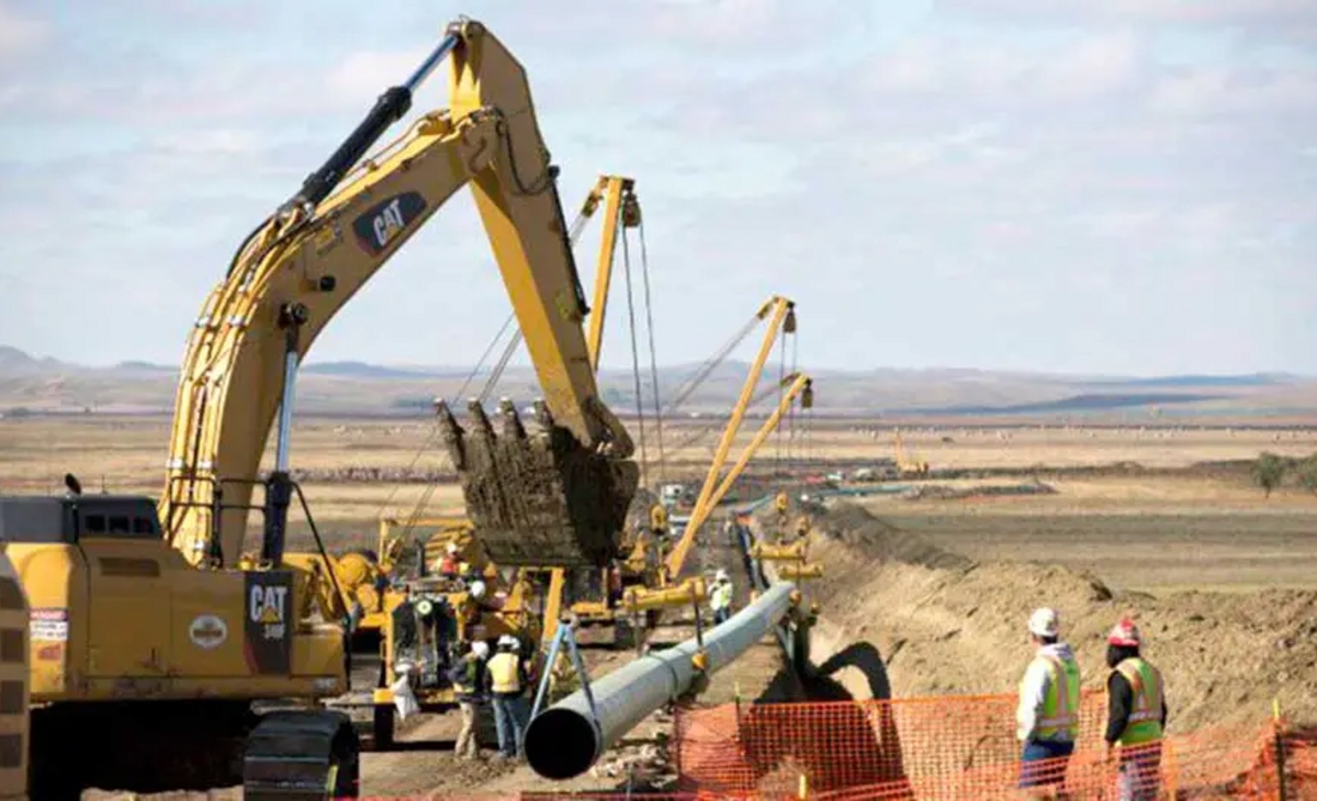 Cortan la Ruta 35 por el traslado de equipos para el gasoducto