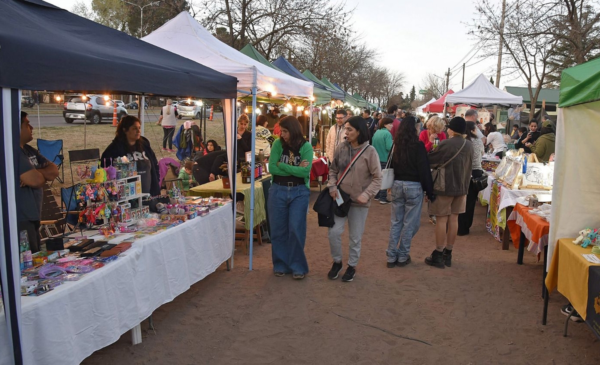 Invitan a la Feria de Emprendedores del Inti Hué