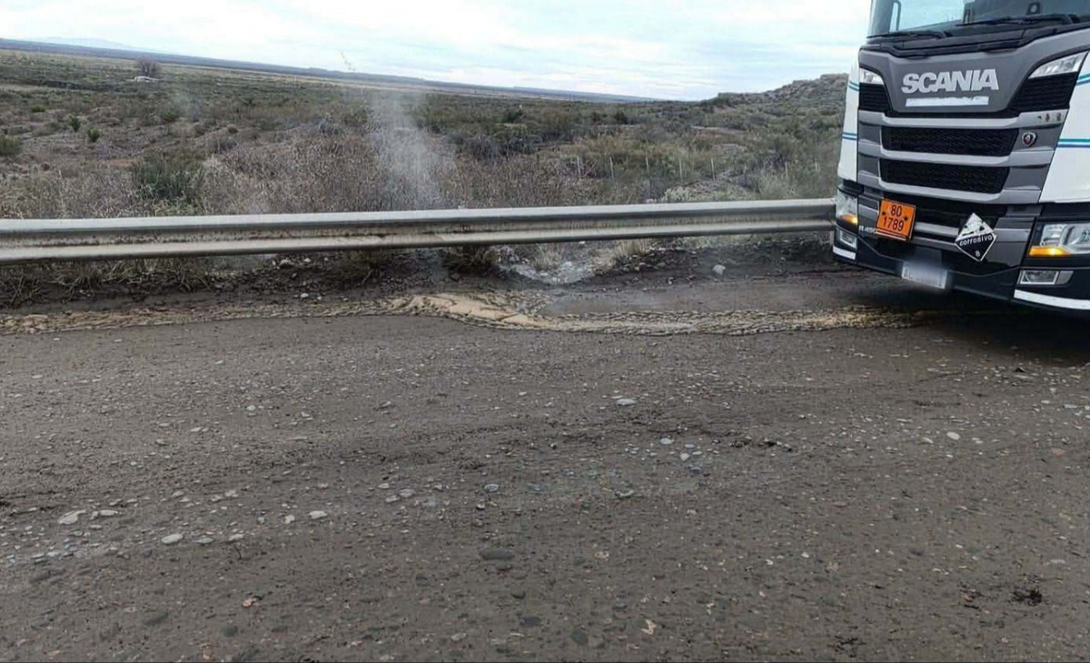 Habilitaron la Ruta 151 tras el incidente con un camión de ácido clorhídrico