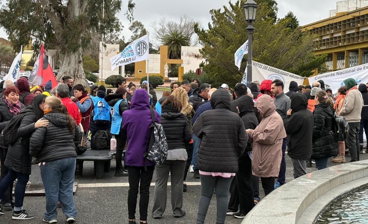 Propiedad privada: se hizo primera marcha en Santa Rosa