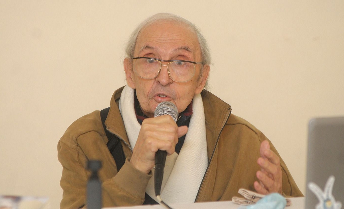 Adiós a Juan Carlos Martínez: Un Faro del Periodismo Pampeano