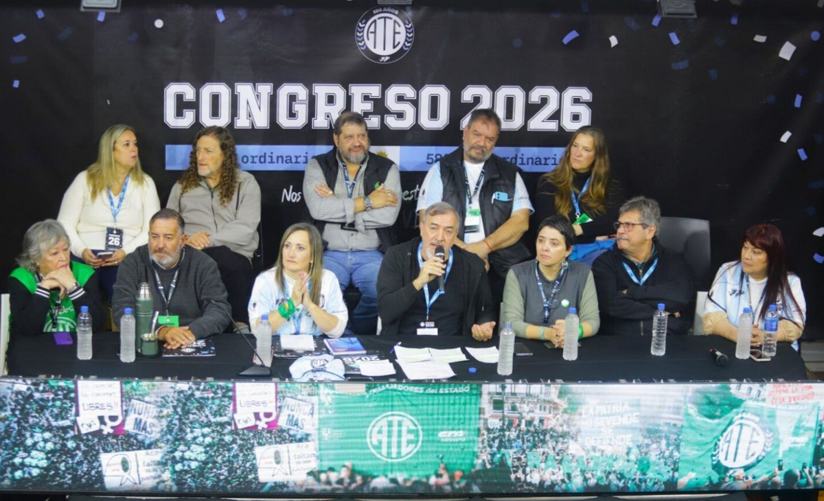 El 87% de los estatales se endeudan para pagar alquiler, salud, comida y ropa