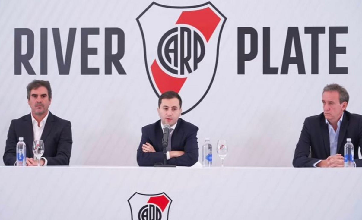 Di Carlo aseguró que la crisis en River “es grave", pidió perdón y respaldó a Coudet