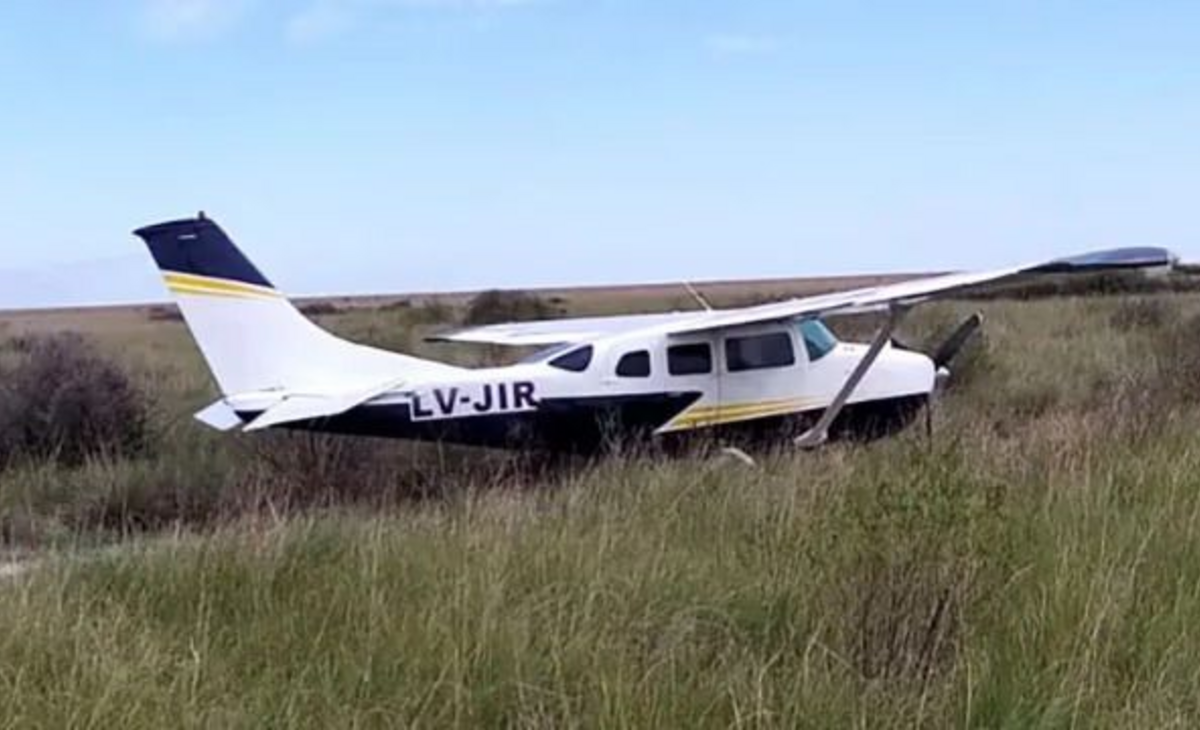 Hallan avioneta abandonada en Santiago del Estero e investigan presunto vínculo narco
