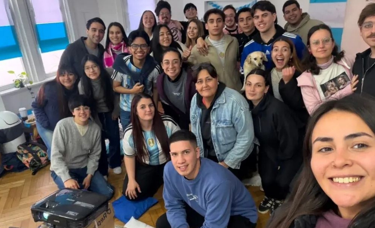 "Contextos diferentes, aspiraciones comunes" : se conmemora el Día de la Juventud