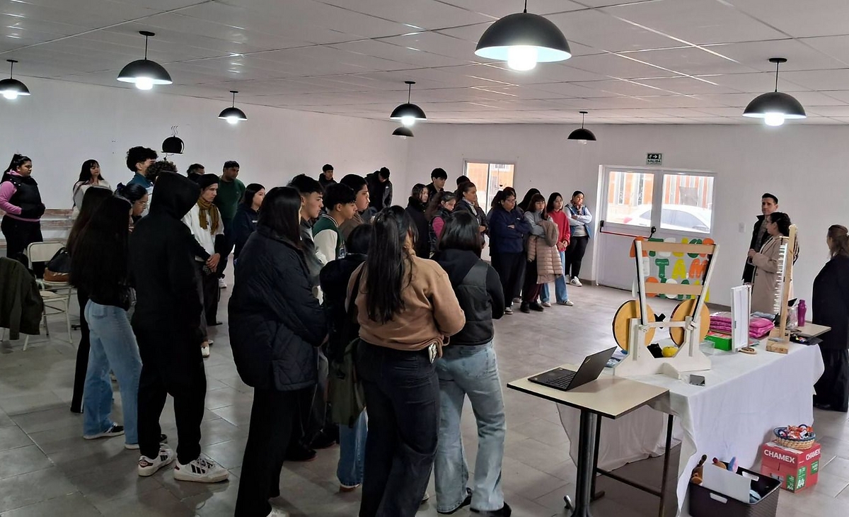 Santa Isabel impulsa la educación ofreciendo 30 carreras universitarias