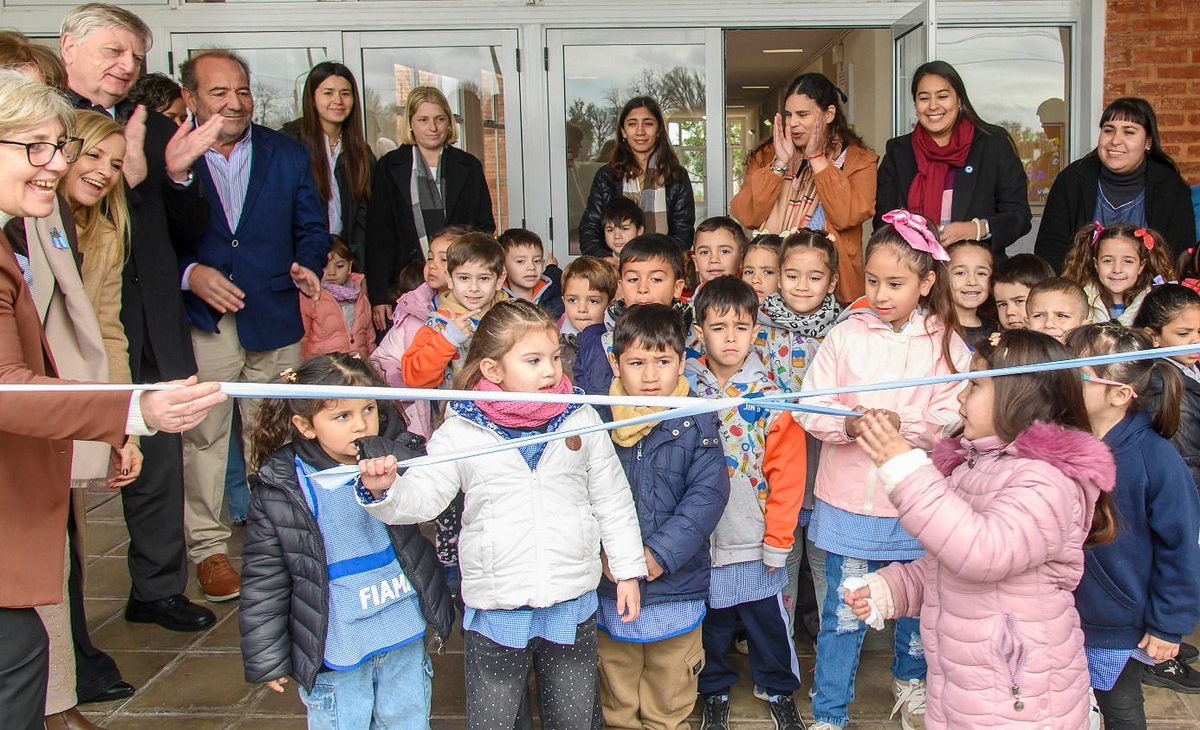 Larroudé: Ziliotto inauguró nuevo Jardín de Infantes y anunció viviendas