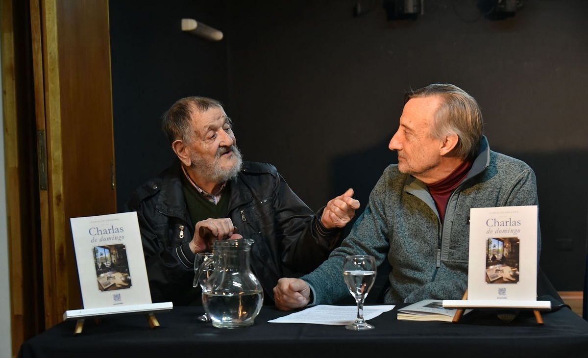 Presentaron libro de Umazano