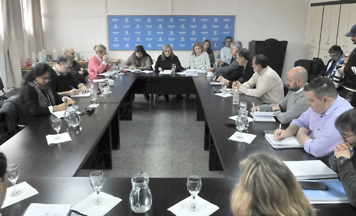 El Gobierno y los gremios se reencuentran en medio de la crisis económica