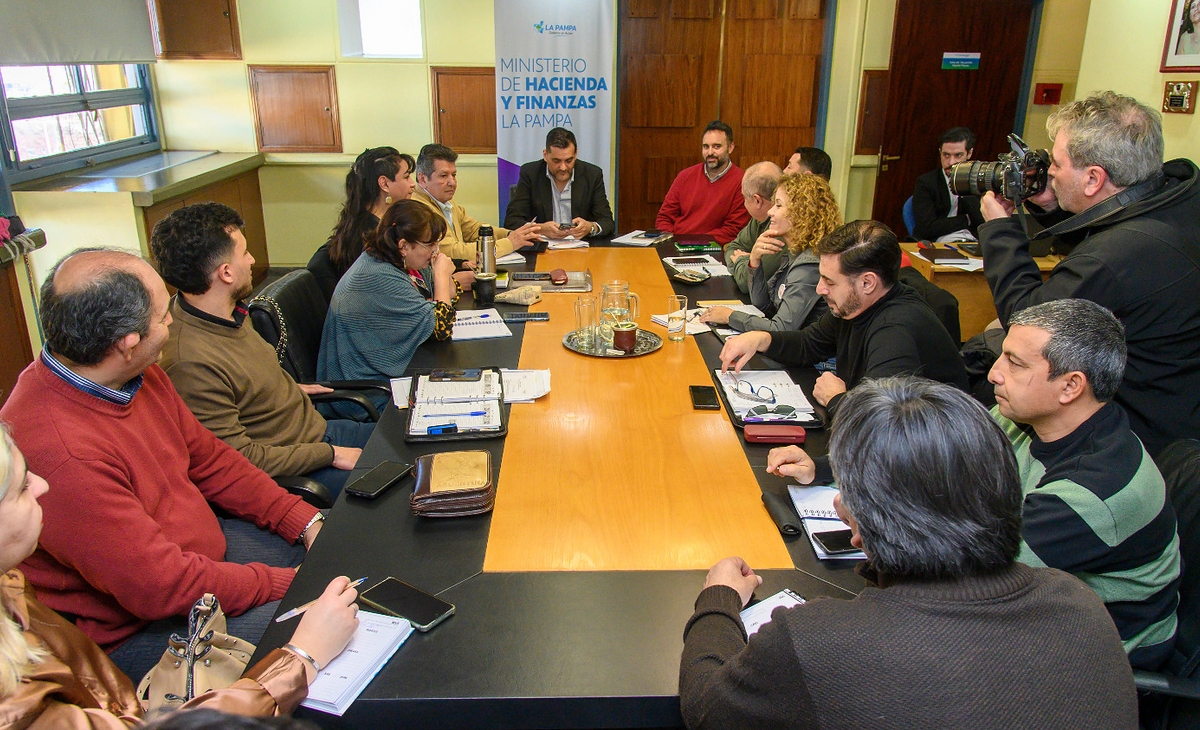 Paritaria: el Gobierno ofreció un 3% para agosto y clausula hasta septiembre