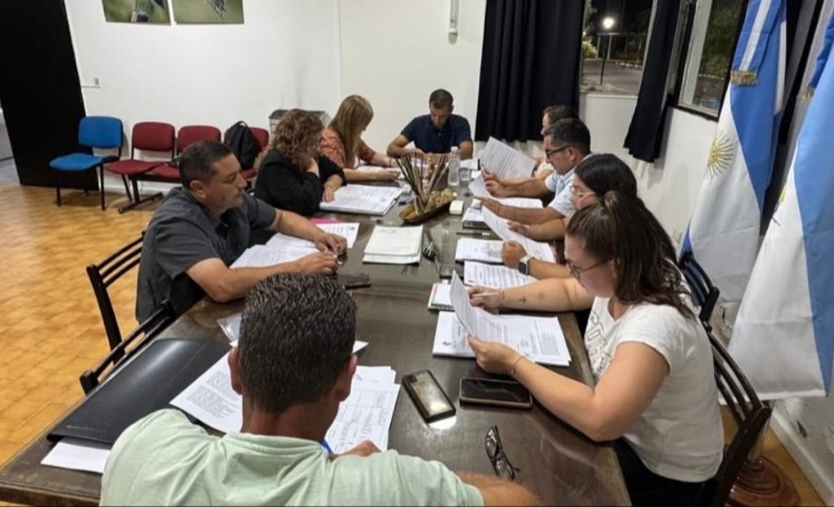 Controversia en Macachín: Concejo desaprueba balances de la gestión Mujica