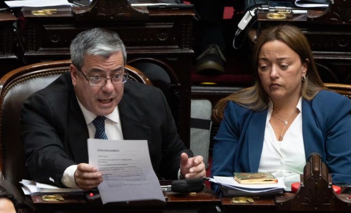 Diputados opositores logran 133 votos y buscan sesión sobre mora y sobreendeudamiento