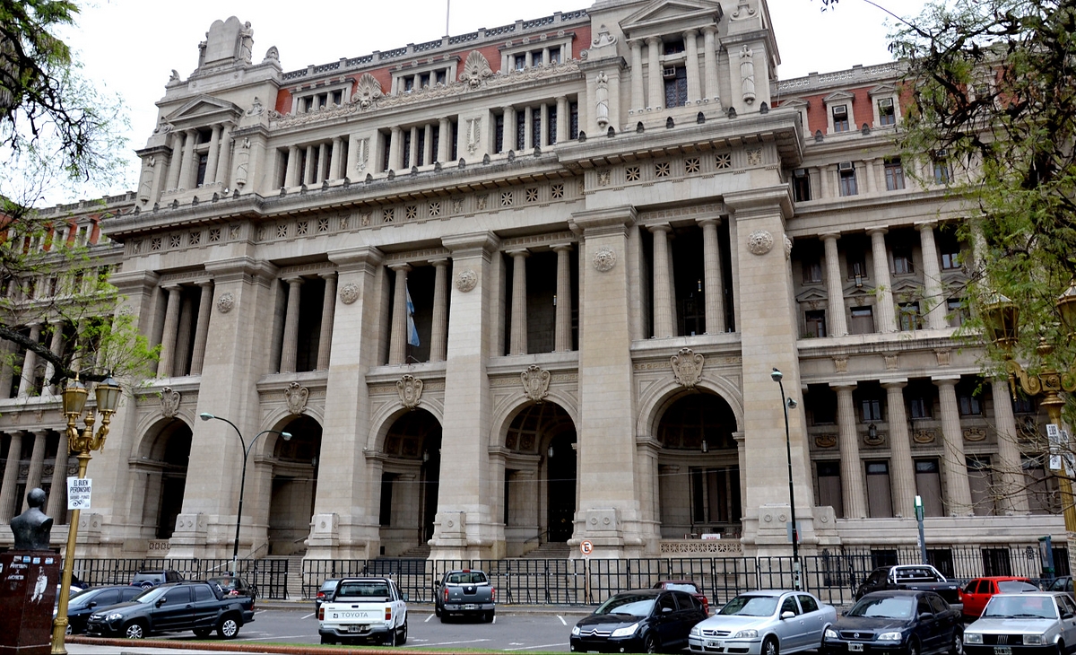 La Pampa celebra la convocatoria de la Corte Suprema por Los Nihuiles