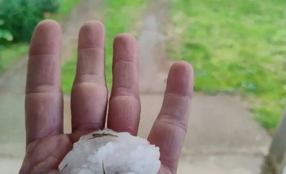 El granizo sorprendió a Santa Rosa