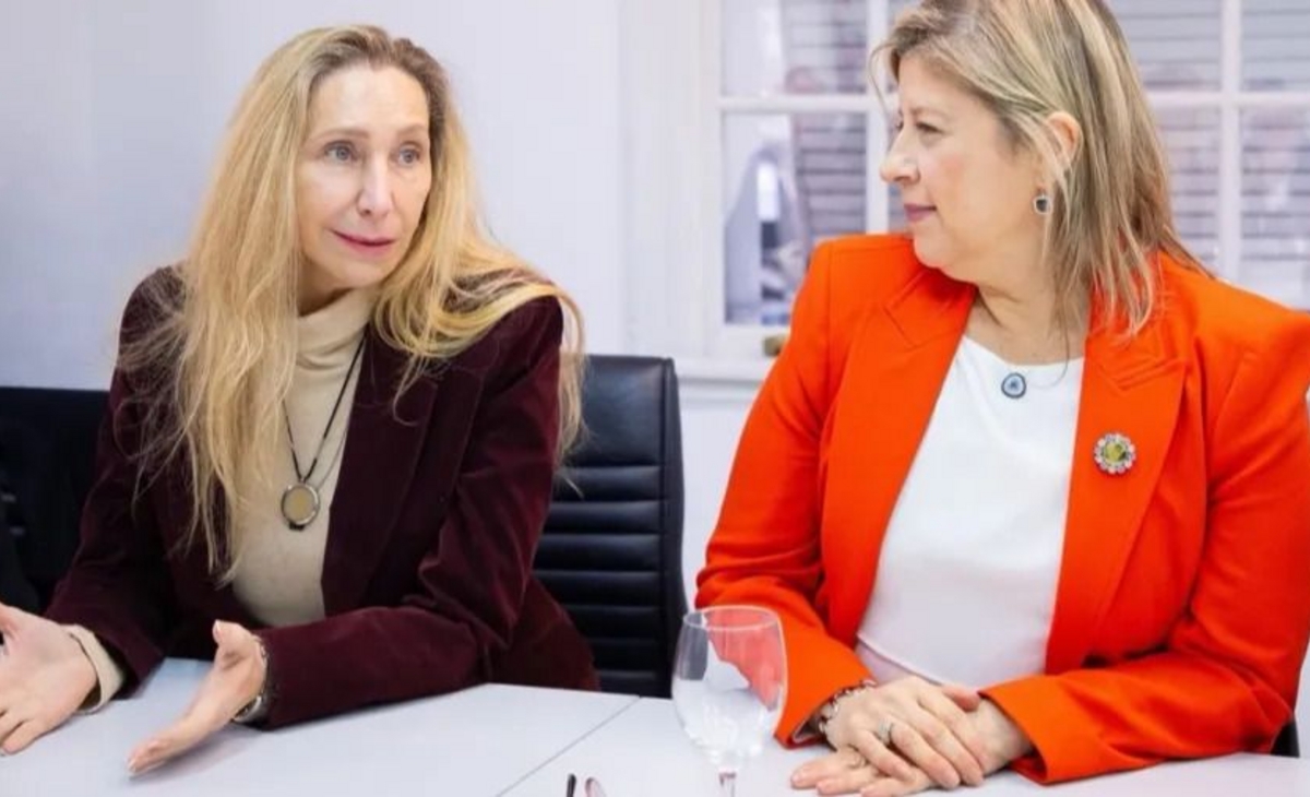 Karina Milei quiere que una amiga wedding planner organice la visita del papa